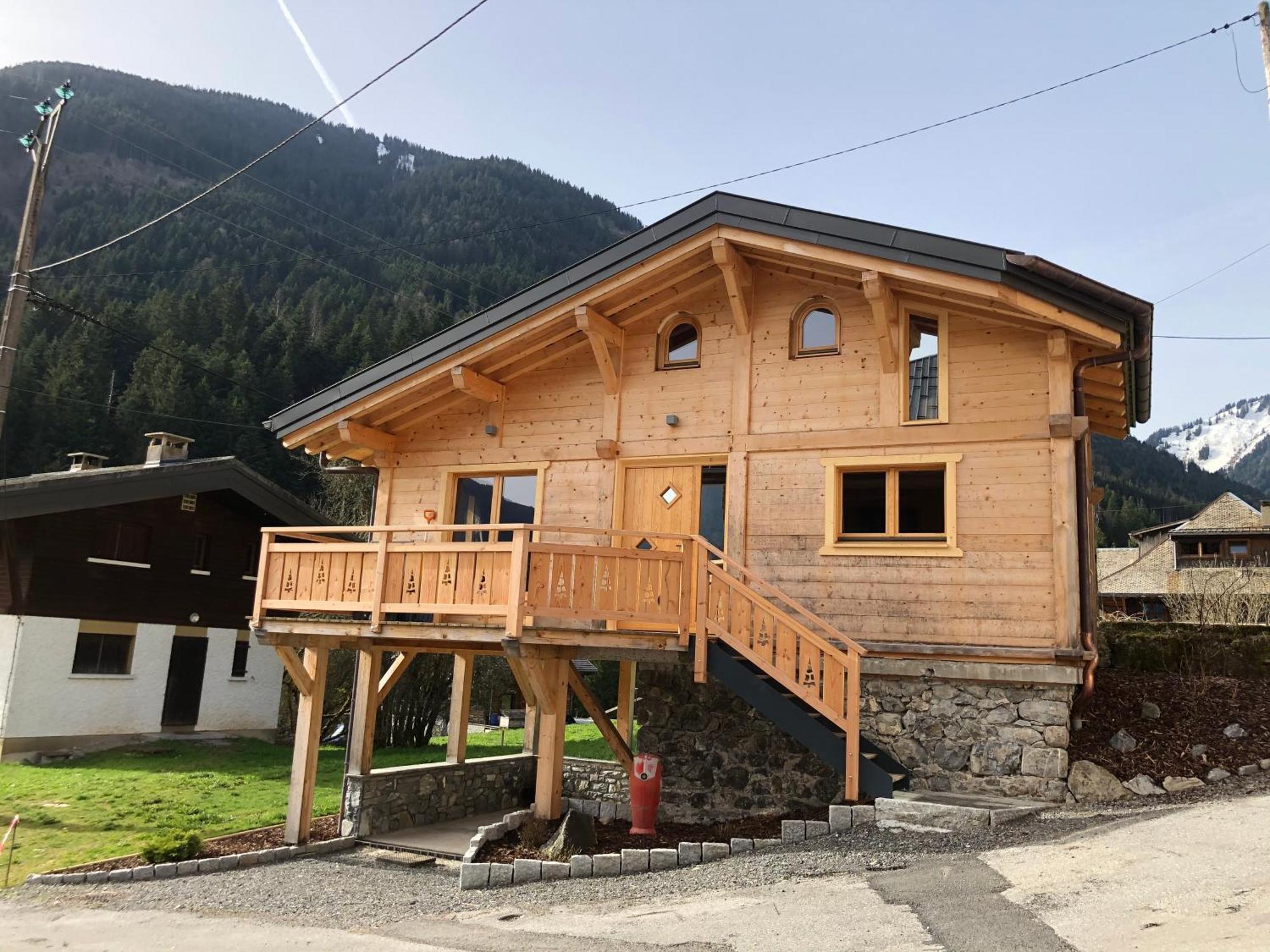 Chalet Cosy Et Moderne Vue Montagnes Seytroux Екстериор снимка